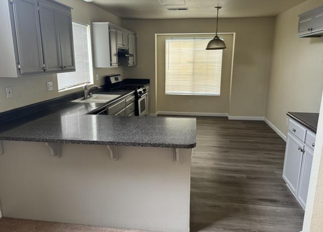 Photo of 171 Riesling St, Los Banos, CA 93635