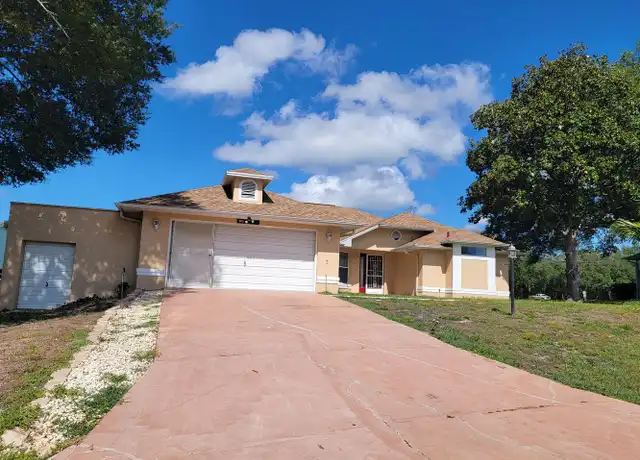Property at 665 W Sunset Strip Dr, Beverly Hills, FL, 34465, 3 beds, 2 baths, [object Object]