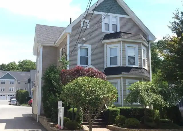 Property at 10 Grant St Unit 3, Natick, MA, 01760, 1 bed, 1 bath, [object Object]