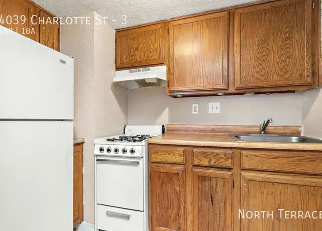 Property at 4039 Charlotte St Unit 3, Kansas City, MO, 64110, 1 bed, 1 bath, [object Object]
