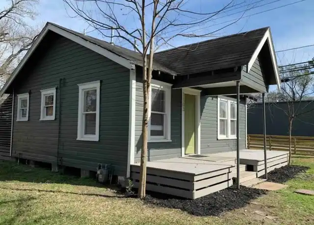 Property at 1103 W 18th St, Houston, TX, 77008, 2 beds, 1 bath, [object Object]