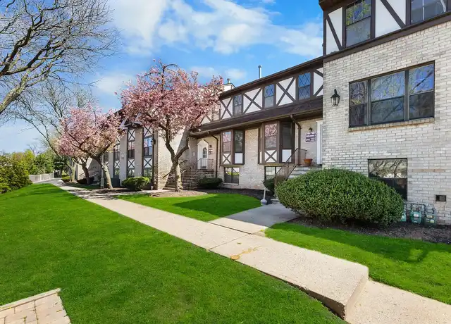 Property at Sleepy Hollow Garden Apartments - 300 Ford Ave, Fords, NJ, 08863, 1-2 bed, 1 bath, [object Object]