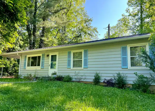Property at 110 Amelia Dr, Hendersonville, NC, 28792, 3 beds, 1 bath, [object Object]