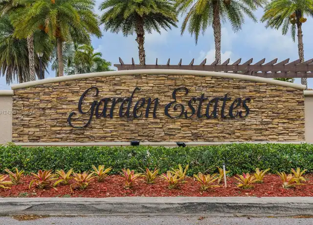 Property at 11766 SW 154th Pl, Miami, FL, 33196, 4 beds, 2.5 baths, [object Object]