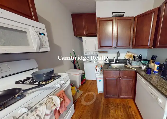 Property at 344 Putnam Ave Unit 1T, Cambridge, MA, 02139, 3 beds, 1 bath, [object Object]