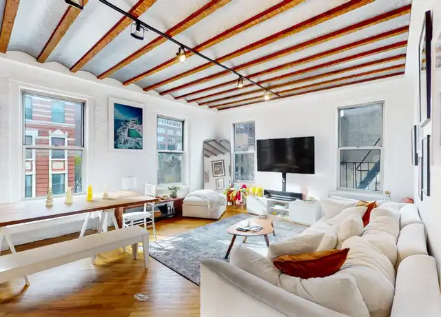 Property at 301 W 17th St Unit 5W, New York, NY, 10011, 3 beds, 2 baths, [object Object]