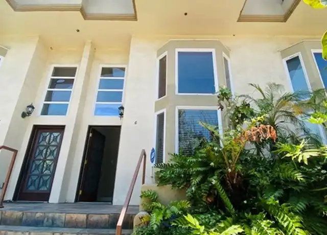 Property at 4959 Laurel Canyon Blvd, Valley Village, CA, 91607, 2 beds, 2.5 baths, [object Object]