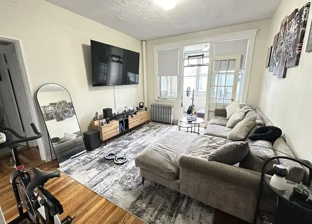 Property at 1630 Commonwealth Ave Unit 3, Brighton, MA, 02135, 1 bed, 1 bath, [object Object]