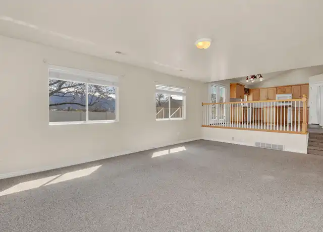Property at 2070 N 650 W, Layton, UT, 84041, 5 beds, 3.5 baths, [object Object]