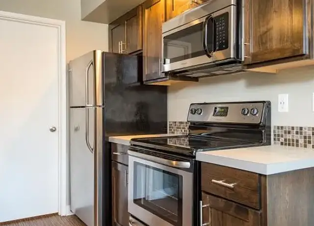 Photo of 199 E Ave, Lake Oswego, OR 97034