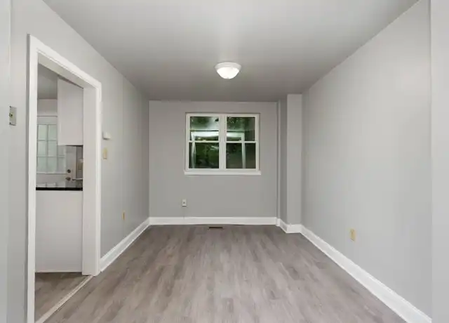 Property at 317 S Broad St, Lancaster, PA, 17602, 2 beds, 1 bath, [object Object]