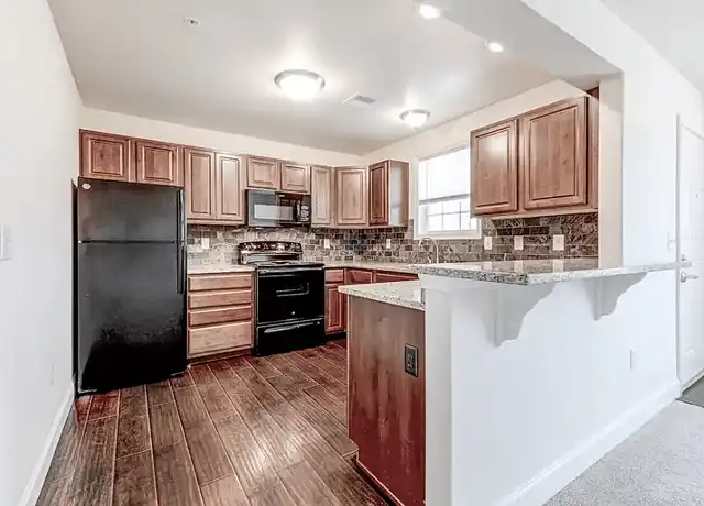 Property at Featherton Crossing - 101 Mandarin Ln, Elizabethtown, PA, 17022, 1 bed, 1 bath, [object Object]