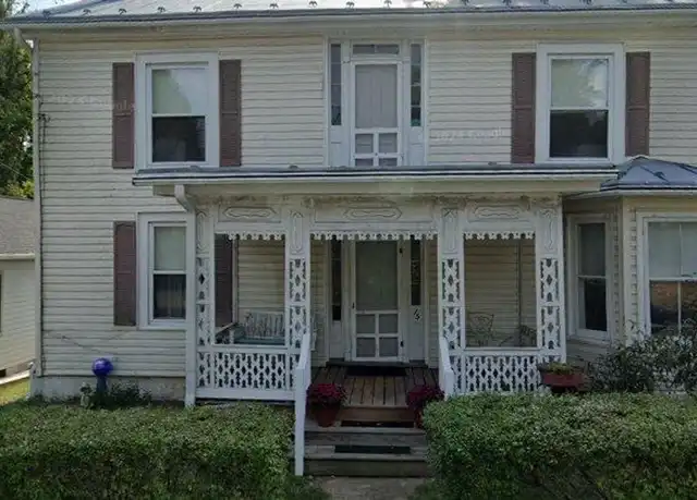 Property at 15 Houston St, Lexington, VA, 24450, 3 beds, 1 bath, [object Object]