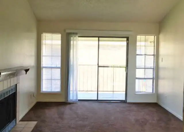 Property at 8824 Old McGregor Rd Unit 401, Waco, TX, 76712, 2 beds, 1 bath, [object Object]