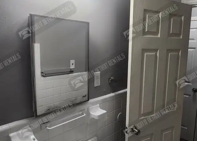 Property at 9116 Hartwell St, Detroit, MI, 48228, 3 beds, 1 bath, [object Object]