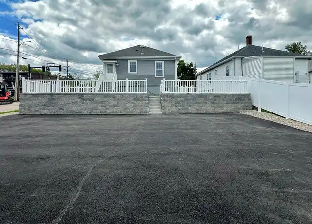 Property at 338 Sea St, Quincy, MA, 02169, 3 beds, 2 baths, [object Object]