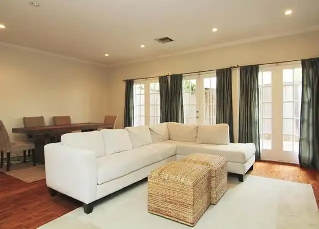 Property at 225 Asbury St, Houston, TX, 77007, 3 beds, 3 baths, [object Object]