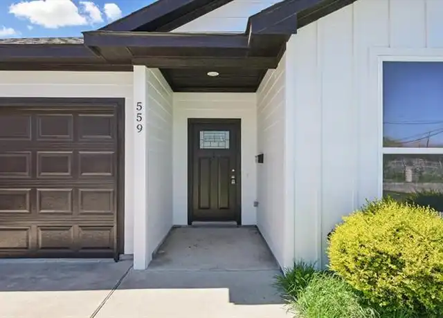Property at 559 Elkhart Ave, Dallas, TX, 75217, 4 beds, 2 baths, [object Object]