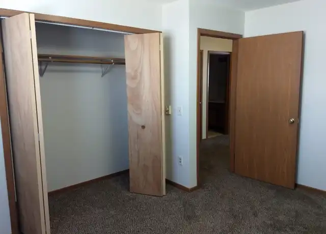 Property at 4903 Kappus Dr, Eau Claire, WI, 54701, 2 beds, 1 bath, [object Object]