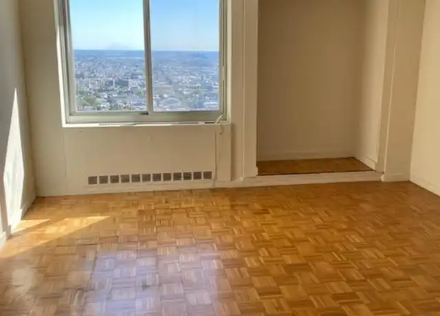 Property at 604 S Washington Sq #3013, Philadelphia, PA, 19106, 0 beds, 1 bath, [object Object]