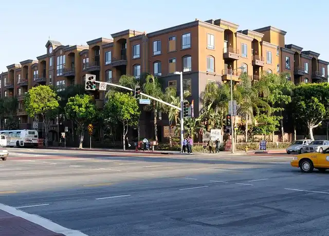 Property at City Lights on Fig - 1300 S Figueroa St, Los Angeles, CA, 90015, 0-3 beds, 1-3 bath, [object Object]