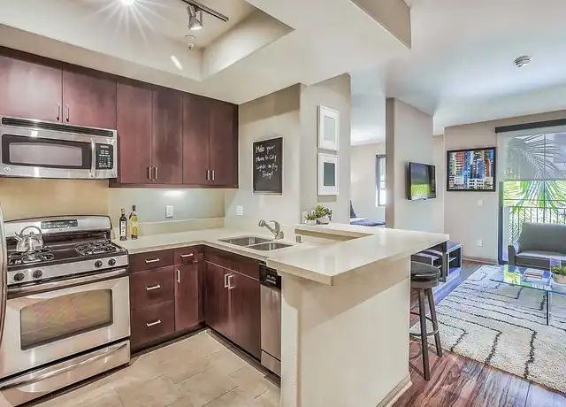Property at City Lights on Fig - 1300 S Figueroa St, Los Angeles, CA, 90015, 2 beds, 1.5-2 baths, [object Object]