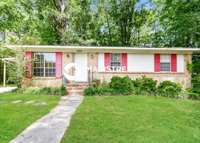 Property at 1032 Sandybrook Cir, Birmingham, AL, 35214, 3 beds, 1 bath, [object Object]