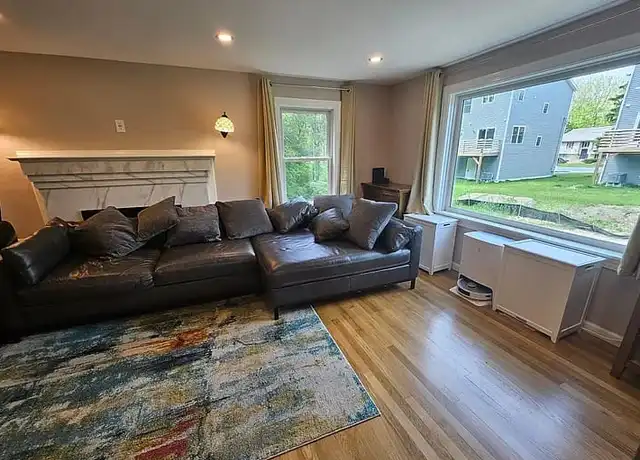 Property at 7 Darrow St, Worcester, MA, 01606, 3 beds, 2 baths, [object Object]