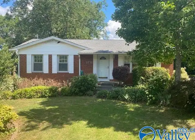 Property at 1711 McCullough Ave NE, Huntsville, AL, 35801, 3 beds, 2 baths, [object Object]