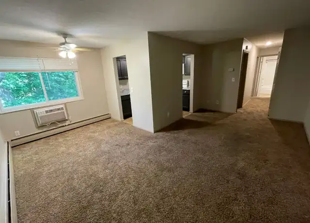 Property at 120 Riverside Ct Unit 26, Elyria, OH, 44035, 2 beds, 1 bath, [object Object]