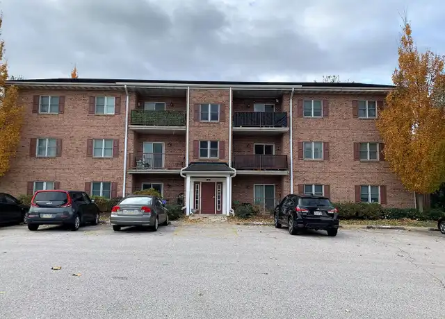 Property at 327 N Pine Ave, Spring Grove, PA, 17362, 2 beds, 1 bath, [object Object]