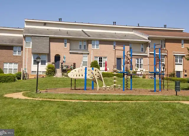 Property at 1699 Yale Pl Unit 3BR-512, Rockville, MD, 20850, 3 beds, 2 baths, [object Object]
