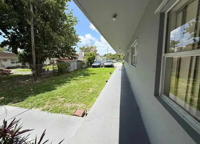 Property at 2633 Pierce St #105, Hollywood, FL, 33020, 1 bed, 1 bath, [object Object]
