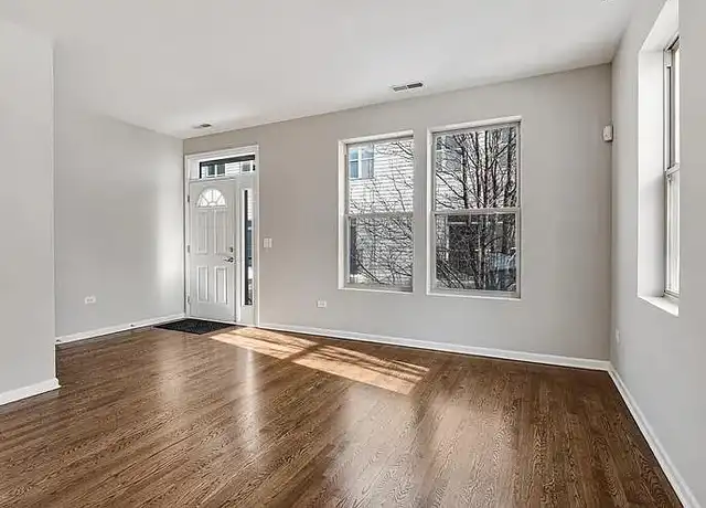 Property at 3211 W Lexington St Unit 3B, Chicago, IL, 60624, 2 beds, 2 baths, [object Object]