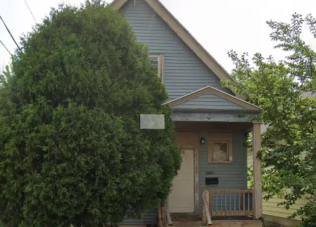 Property at 2460 N 30th St, Milwaukee, WI, 53210, 5 beds, 1.5 baths, [object Object]