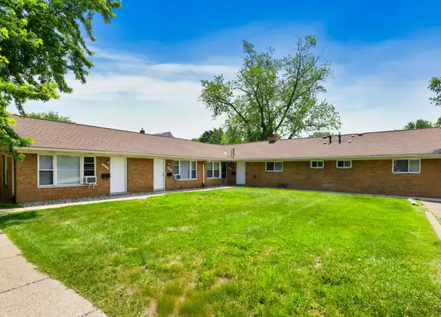 Property at 2001 E 11 Mile Rd Unit 2011, Royal Oak, MI, 48067, 1 bed, 1 bath, [object Object]