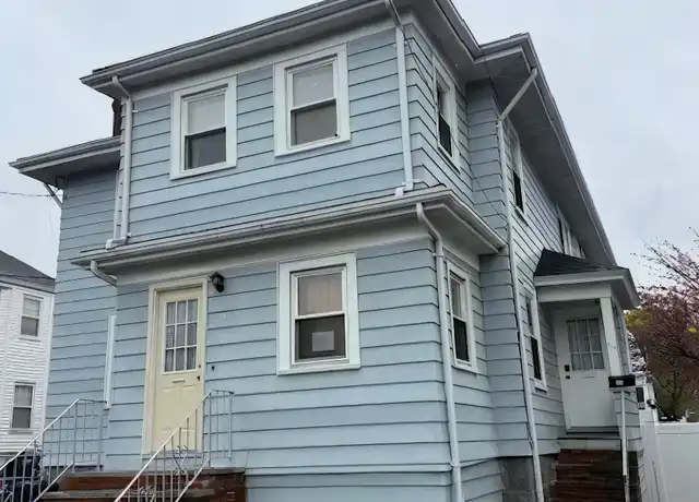 Property at 117 Phillips St, Quincy, MA, 02170, 3 beds, 1 bath, [object Object]