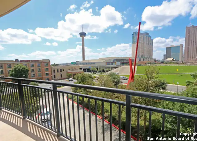 Property at 215 Center St #301, San Antonio, TX, 78202, 1 bed, 1 bath, [object Object]