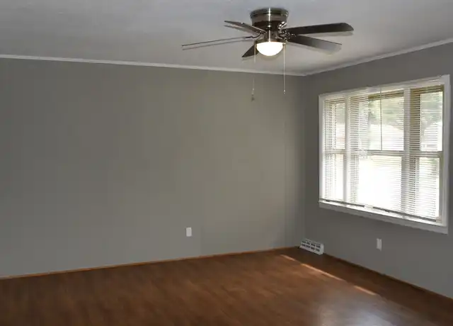 Property at 318 Fulton St, Kings Mountain, NC, 28086, 3 beds, 1 bath, [object Object]