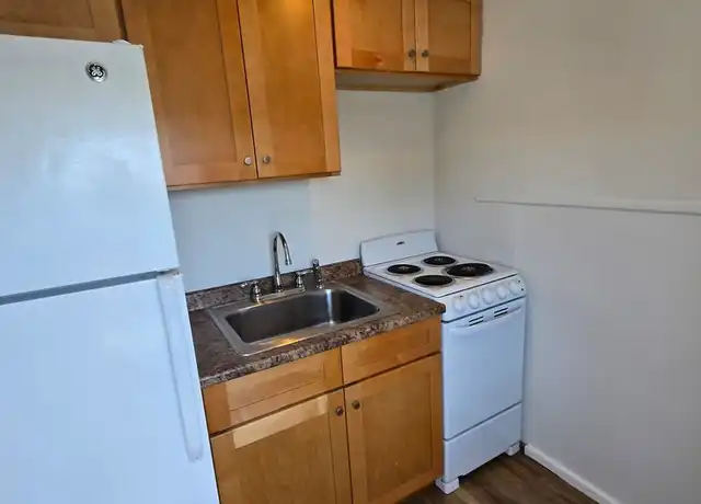 Property at 47 Montgomery St Unit 3F, Pawtucket, RI, 02860, 1 bed, 1 bath, [object Object]