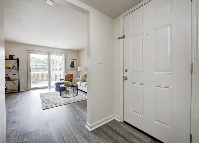 Property at Meridian Lakes - 7344 Meridian Hills Ct, Indianapolis, IN, 46260, 1-2 bed, 1-2 bath, [object Object]