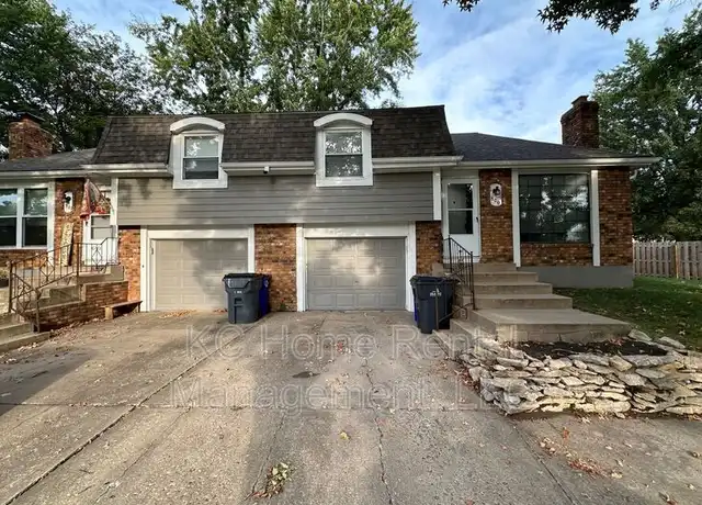 Property at 800 S Willow Dr, Olathe, KS, 66062, 3 beds, 2 baths, [object Object]