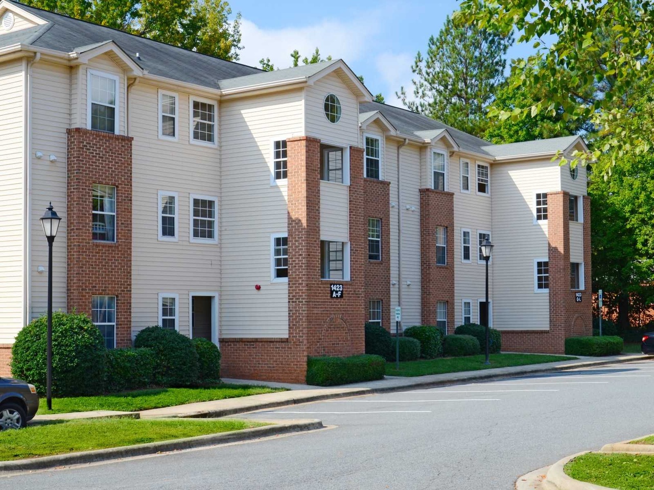 BRIAR CREEK APARTMENTS - 1431 BRIAR CREEK RD, CHARLOTTE, NC 28205 | Redfin