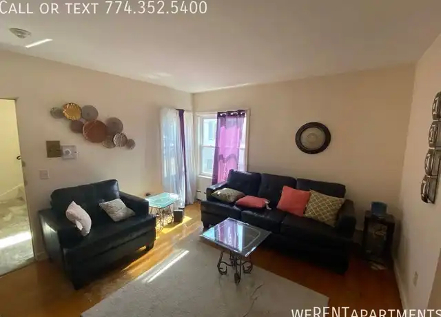 Property at 8 Lake St Unit 2, Webster, MA, 01570, 1 bed, 1 bath, [object Object]
