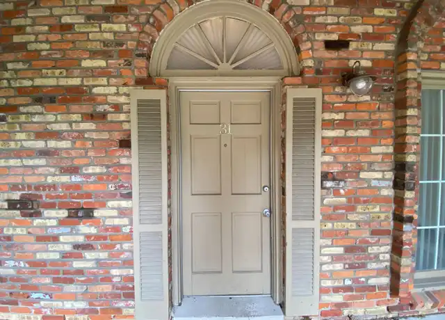Property at 1105 N Stephenson Hwy Unit 905-31, Royal Oak, MI, 48067, 1 bed, 1 bath, [object Object]