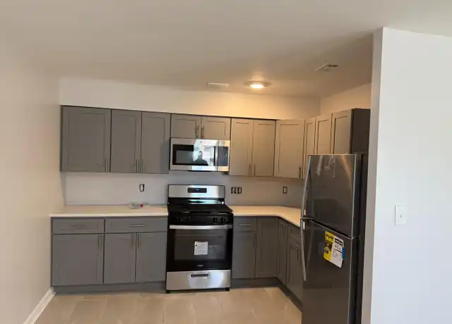 Property at 7028 Lark Pl, Philadelphia, PA, 19153, 2 beds, 1 bath, [object Object]