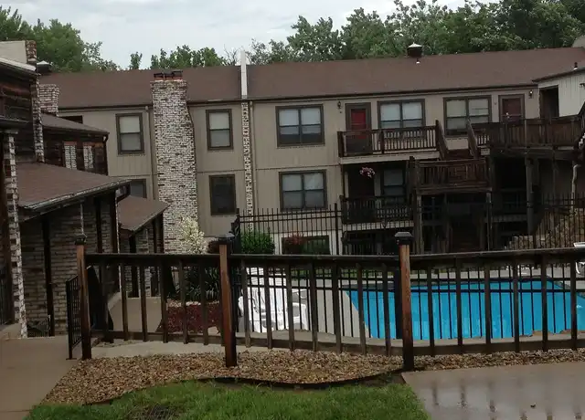 Property at Briarcliff Apartments - KS - 2950 SW Wayne Ave, Topeka, KS, 66611, 1 bed, 1 bath, [object Object]