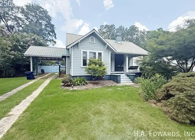 Property at 2506 20th St, Northport, AL, 35476, 3 beds, 2 baths, [object Object]