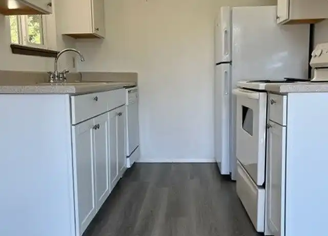 Property at Twin Firs - 1 Bedroom - Lynnwood - Renovated Modern Apartments - 20230 60th Ave W, Lynnwood, WA, 98036, 1 bed, 1 bath, [object Object]