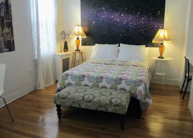 Property at 855 Pavonia Ave Unit 2, Jersey City, NJ, 07306, 3 beds, 1 bath, [object Object]